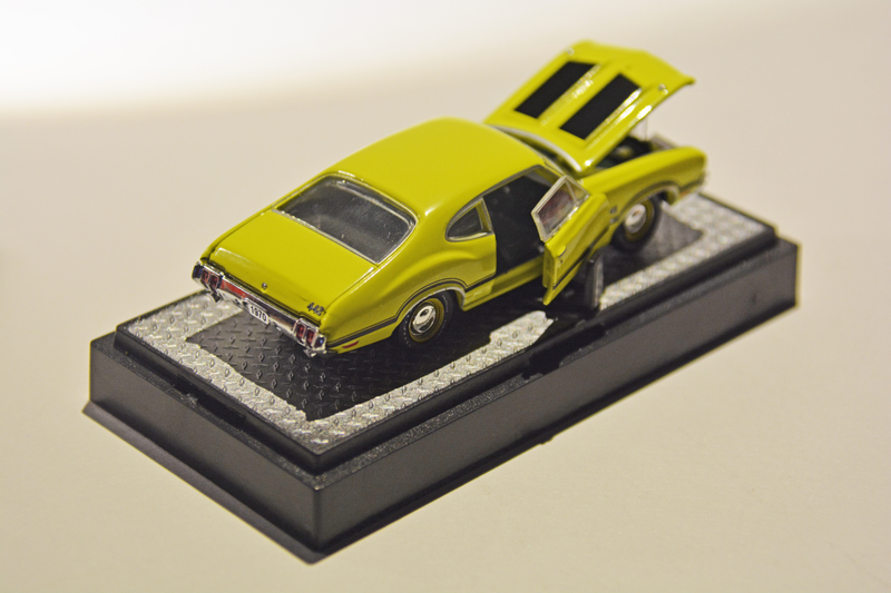 Illustration for article titled Review: M2 1970 Oldsmobile Cutlass 442